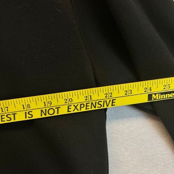 HALLOWEENTOWN Unisex Sweatshirt XL Black Est.1998 Retro Pumpkin Halloween Movie - Picture 8 of 10